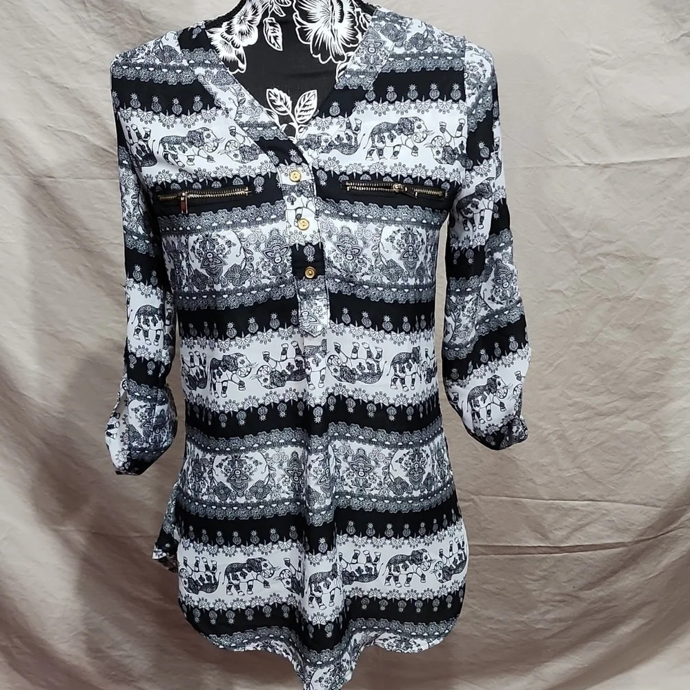 RUE 21 Blouse xsm